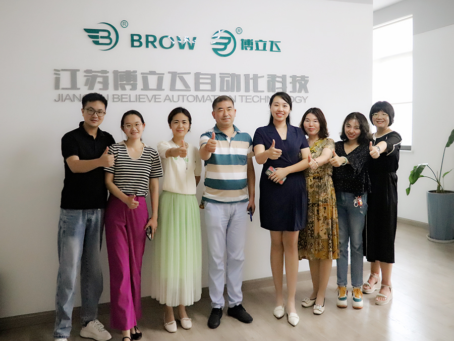 江蘇博立飛科技熱情接待干燥協(xié)會秘書處一行，探索行業(yè)···